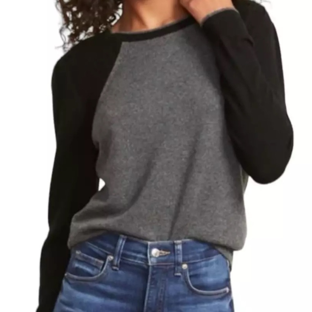Veronica Beard Gray and Black Crew Neck Sweater